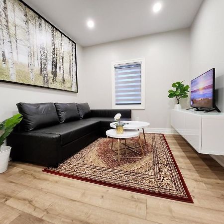 The Cozy Cove Modern King-Bedroom Full Apartment Saint Catharines Экстерьер фото