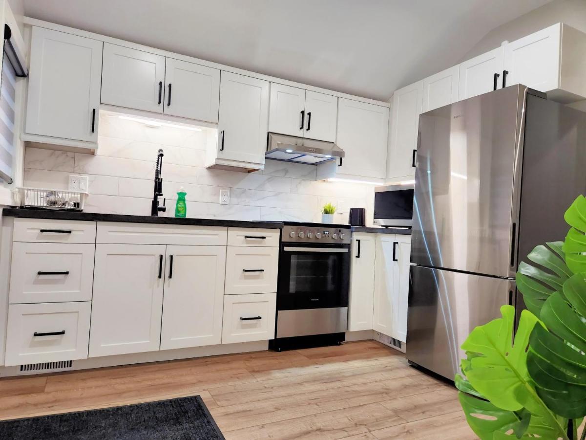 The Cozy Cove Modern King-Bedroom Full Apartment Saint Catharines Экстерьер фото