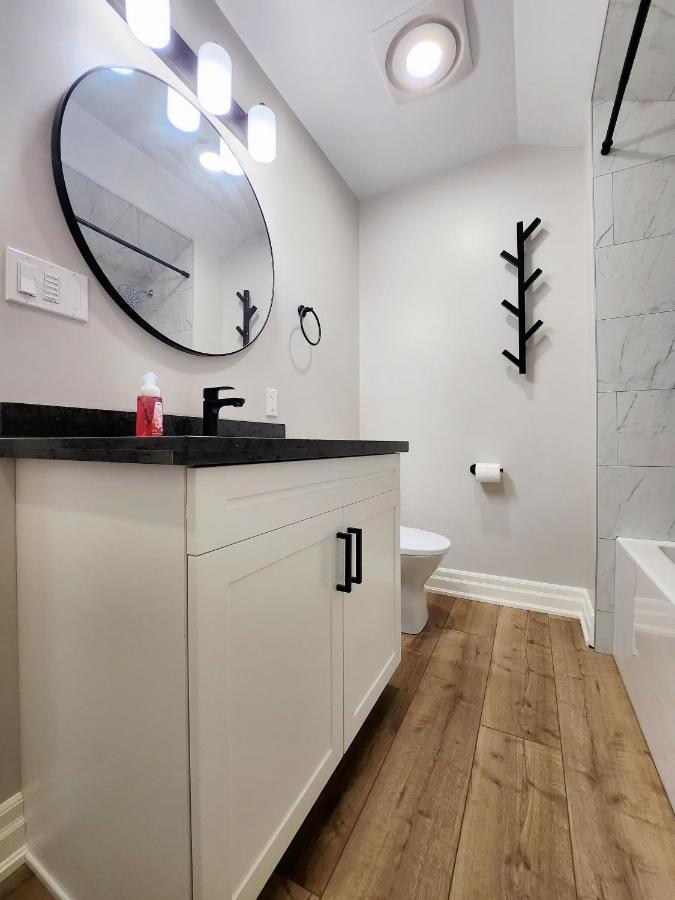 The Cozy Cove Modern King-Bedroom Full Apartment Saint Catharines Экстерьер фото